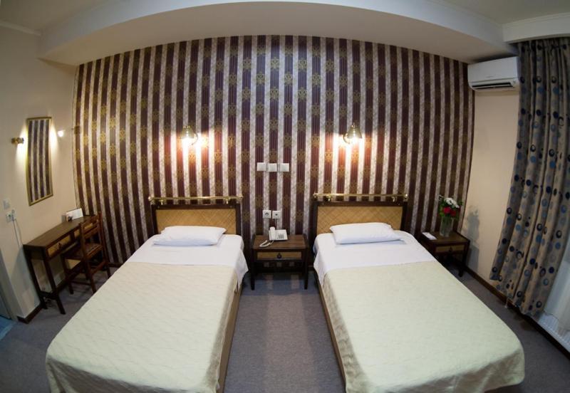 Olympos Hotel Komotini Room photo
